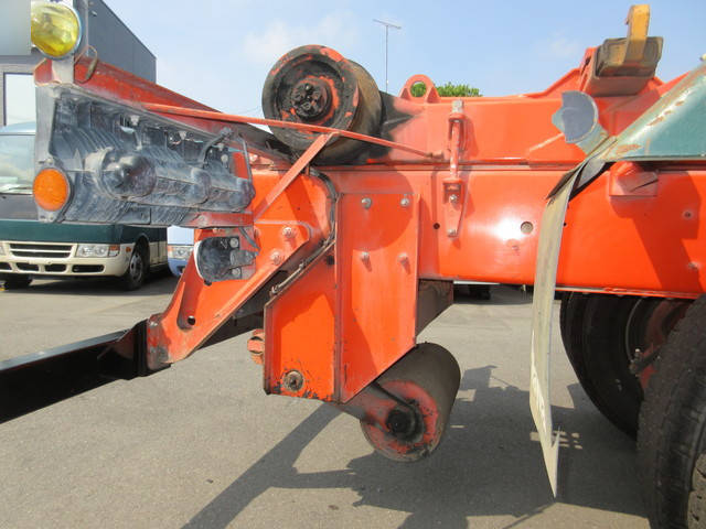 UDトラックスクオンコンテナ専用車大型（10t）[写真08]