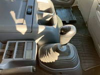 いすゞフォワードアルミウイング中型（4t）[写真14]