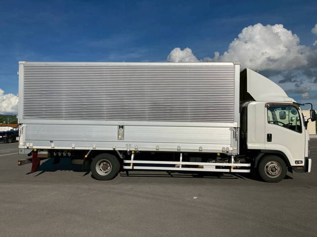 いすゞフォワードアルミウイング中型（4t）[写真05]