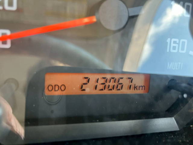 いすゞフォワードアルミウイング中型（4t）[写真09]