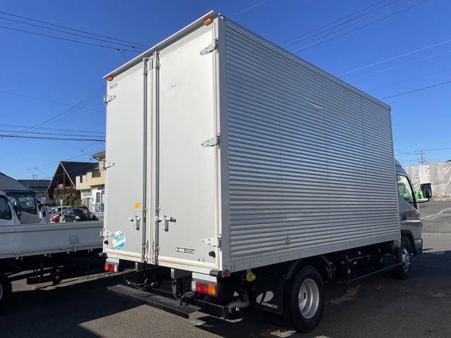 三菱ふそうキャンターアルミバン小型（2t・3t）[写真02]