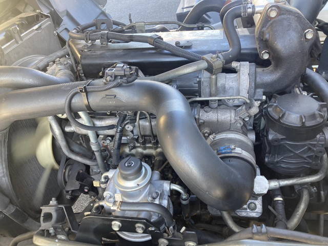 三菱ふそうキャンターアルミバン小型（2t・3t）[写真24]