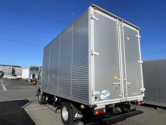三菱ふそうキャンターアルミバン小型（2t・3t）[写真04]