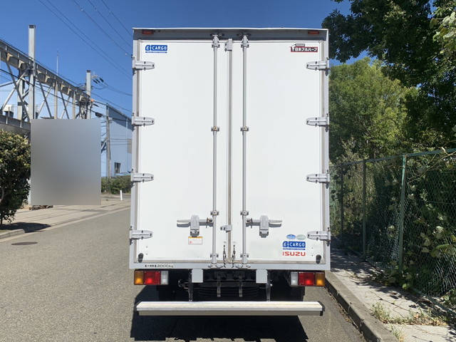 いすゞエルフアルミバン小型（2t・3t）[写真24]