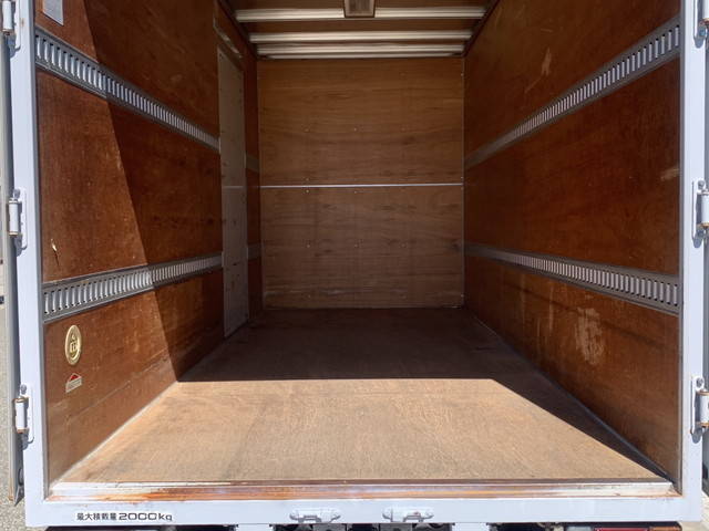 いすゞエルフアルミバン小型（2t・3t）[写真26]