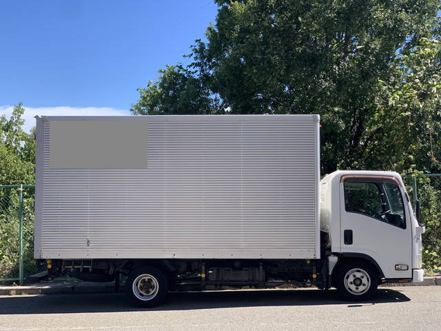 いすゞエルフアルミバン小型（2t・3t）[写真30]
