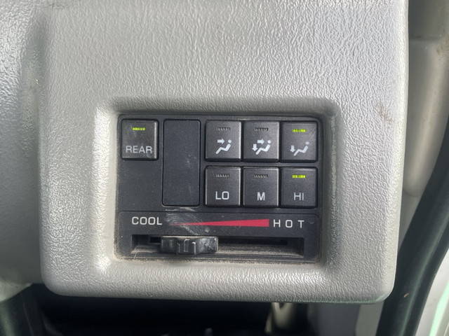 三菱ふそうキャンターダブルキャブ（Wキャブ）小型（2t・3t）[写真38]