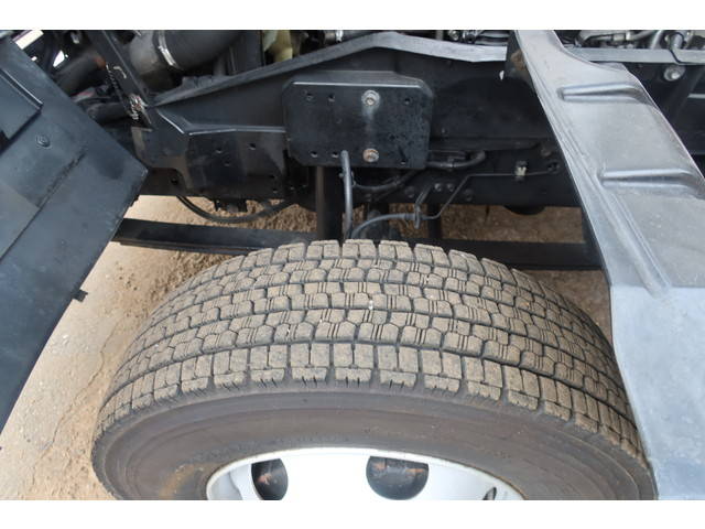 いすゞフォワードアルミウイング中型（4t）[写真26]