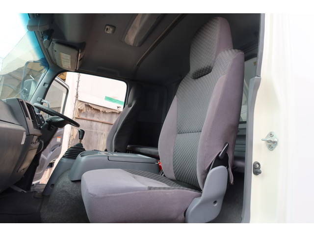 いすゞフォワードアルミウイング中型（4t）[写真39]