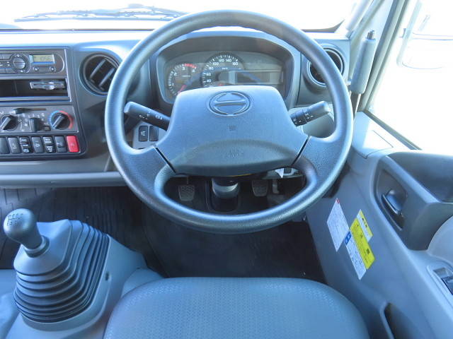 日野デュトロローダーダンプ小型（2t・3t）[写真33]