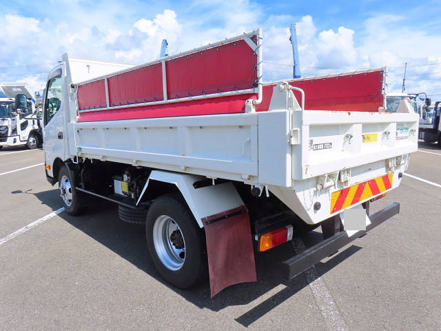 日野デュトロローダーダンプ小型（2t・3t）[写真04]