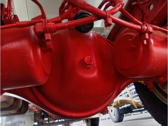 いすゞフォワードミキサー車（コンクリートミキサー）増トン（6t・8t）[写真22]