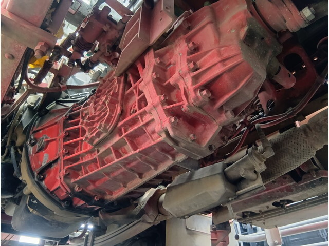 いすゞフォワードミキサー車（コンクリートミキサー）増トン（6t・8t）[写真23]