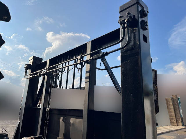 日野レンジャーセルフローダー増トン（6t・8t）[写真15]