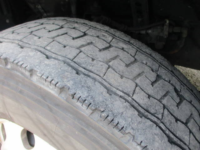 三菱ふそうスーパーグレートアルミブロック大型（10t）[写真16]