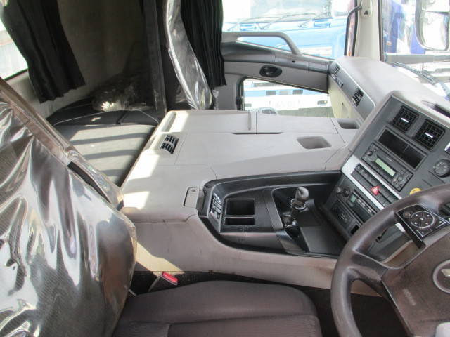 三菱ふそうスーパーグレートアルミブロック大型（10t）[写真26]