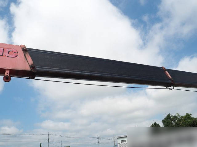 三菱ふそうファイタークレーン5段中型（4t）[写真14]