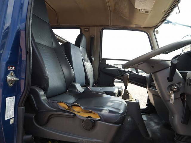 三菱ふそうファイタークレーン5段中型（4t）[写真38]