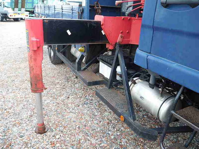 三菱ふそうファイタークレーン5段中型（4t）[写真09]