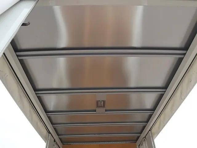 トヨタダイナパネルバン小型（2t・3t）[写真11]