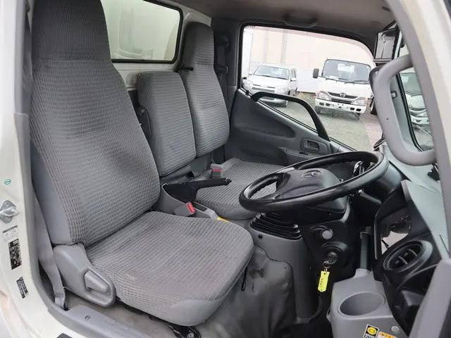 トヨタダイナパネルバン小型（2t・3t）[写真31]