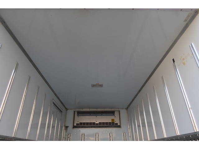 三菱ふそうキャンター冷凍車（冷蔵車）小型（2t・3t）[写真12]