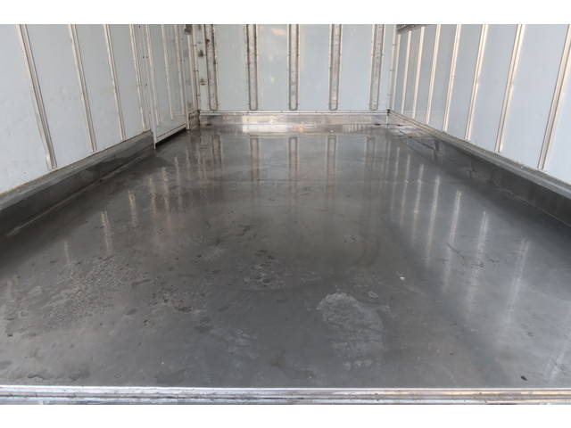 三菱ふそうキャンター冷凍車（冷蔵車）小型（2t・3t）[写真13]