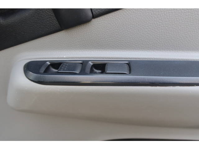 三菱ふそうキャンター冷凍車（冷蔵車）小型（2t・3t）[写真28]