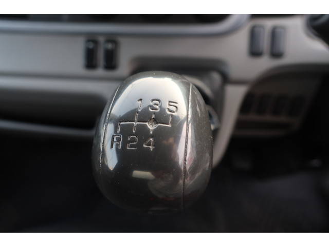 三菱ふそうキャンター冷凍車（冷蔵車）小型（2t・3t）[写真35]