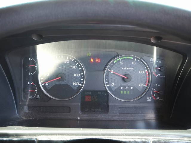 三菱ふそうスーパーグレートダンプ大型（10t）[写真40]