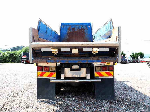 三菱ふそうスーパーグレートダンプ大型（10t）[写真06]