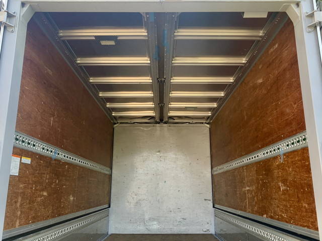 マツダタイタンアルミウイング小型（2t・3t）[写真14]