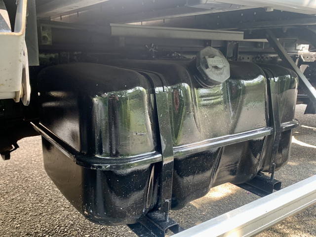 マツダタイタンアルミウイング小型（2t・3t）[写真19]