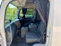 いすゞギガアルミウイング大型（10t）[写真22]