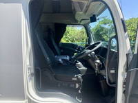 いすゞギガアルミウイング大型（10t）[写真26]