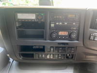 いすゞギガアルミウイング大型（10t）[写真30]