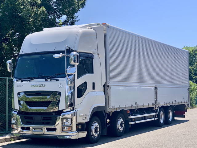 いすゞギガアルミウイング大型（10t）[写真03]