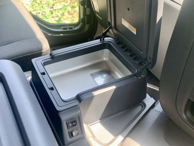 いすゞギガアルミウイング大型（10t）[写真33]