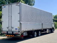 いすゞギガアルミウイング大型（10t）[写真05]