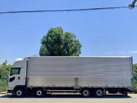 いすゞギガアルミウイング大型（10t）[写真06]