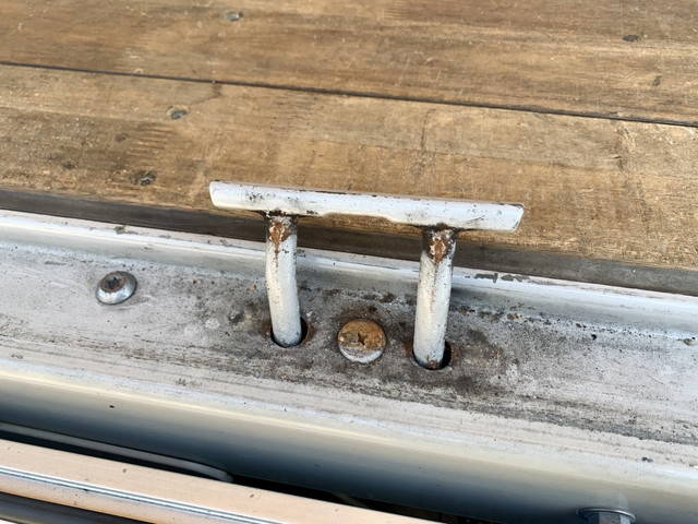 いすゞギガアルミウイング大型（10t）[写真06]