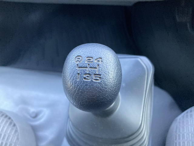 日野デュトロアルミバン小型（2t・3t）[写真14]