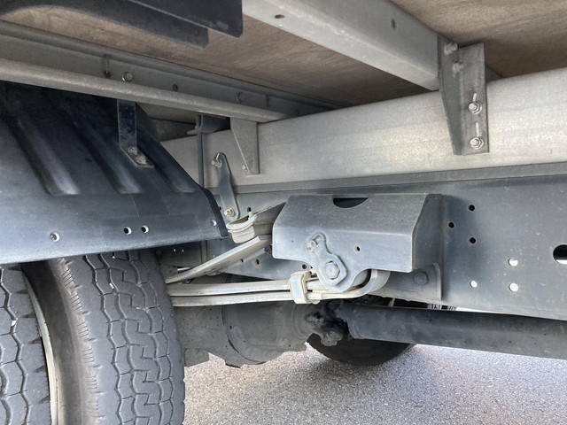 日野デュトロアルミバン小型（2t・3t）[写真23]