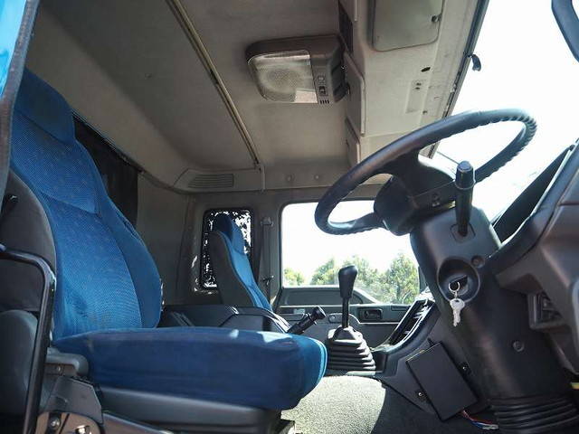 いすゞギガダンプ大型（10t）[写真36]