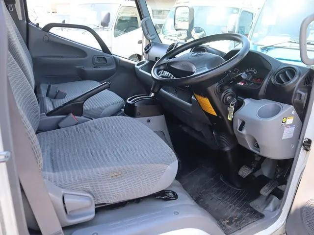 トヨタダイナアルミバン小型（2t・3t）[写真30]