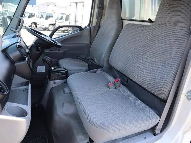 トヨタダイナアルミバン小型（2t・3t）[写真33]