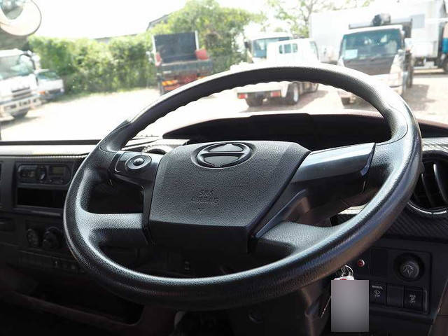 日野レンジャークレーン5段中型（4t）[写真32]