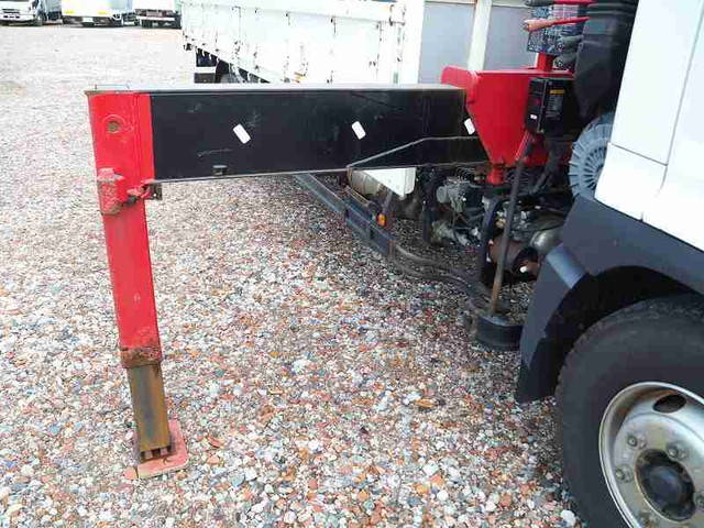 日野レンジャークレーン5段中型（4t）[写真09]