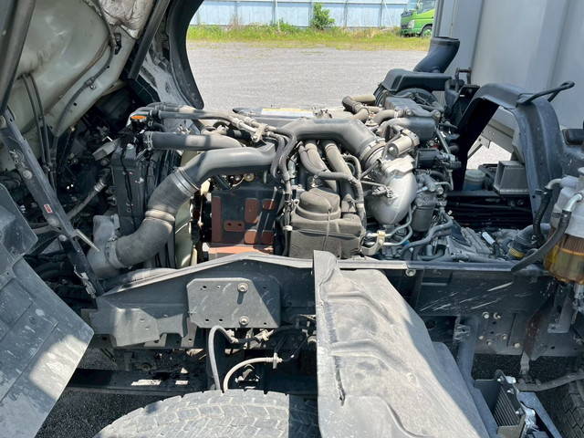 いすゞフォワードアルミウイング中型（4t）[写真24]