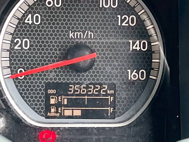 いすゞフォワードアルミウイング中型（4t）[写真28]